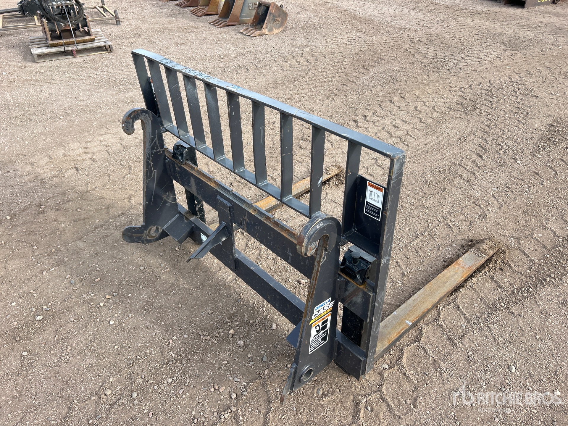 General Appearance with Image, coin arrière droit