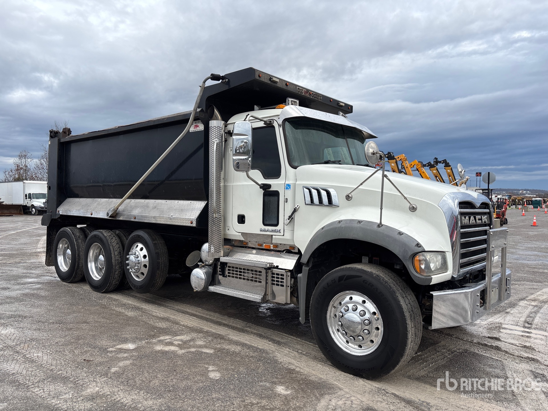 General Appearance with Image, coin avant droit