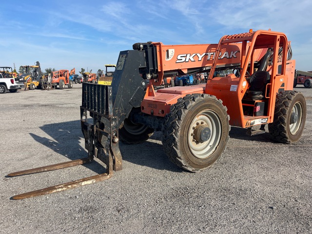 2018 SkyTrak 8042 Telehandler