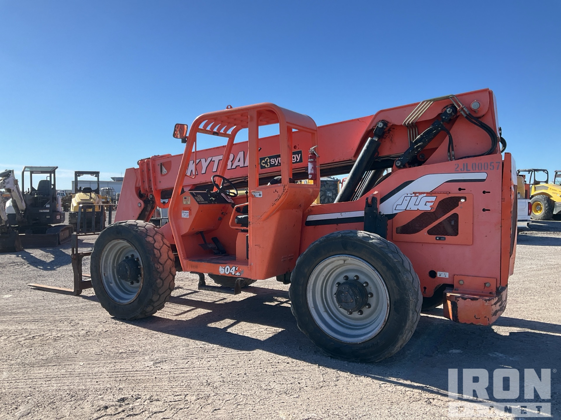 General Appearance with Bild, Ecke hinten links