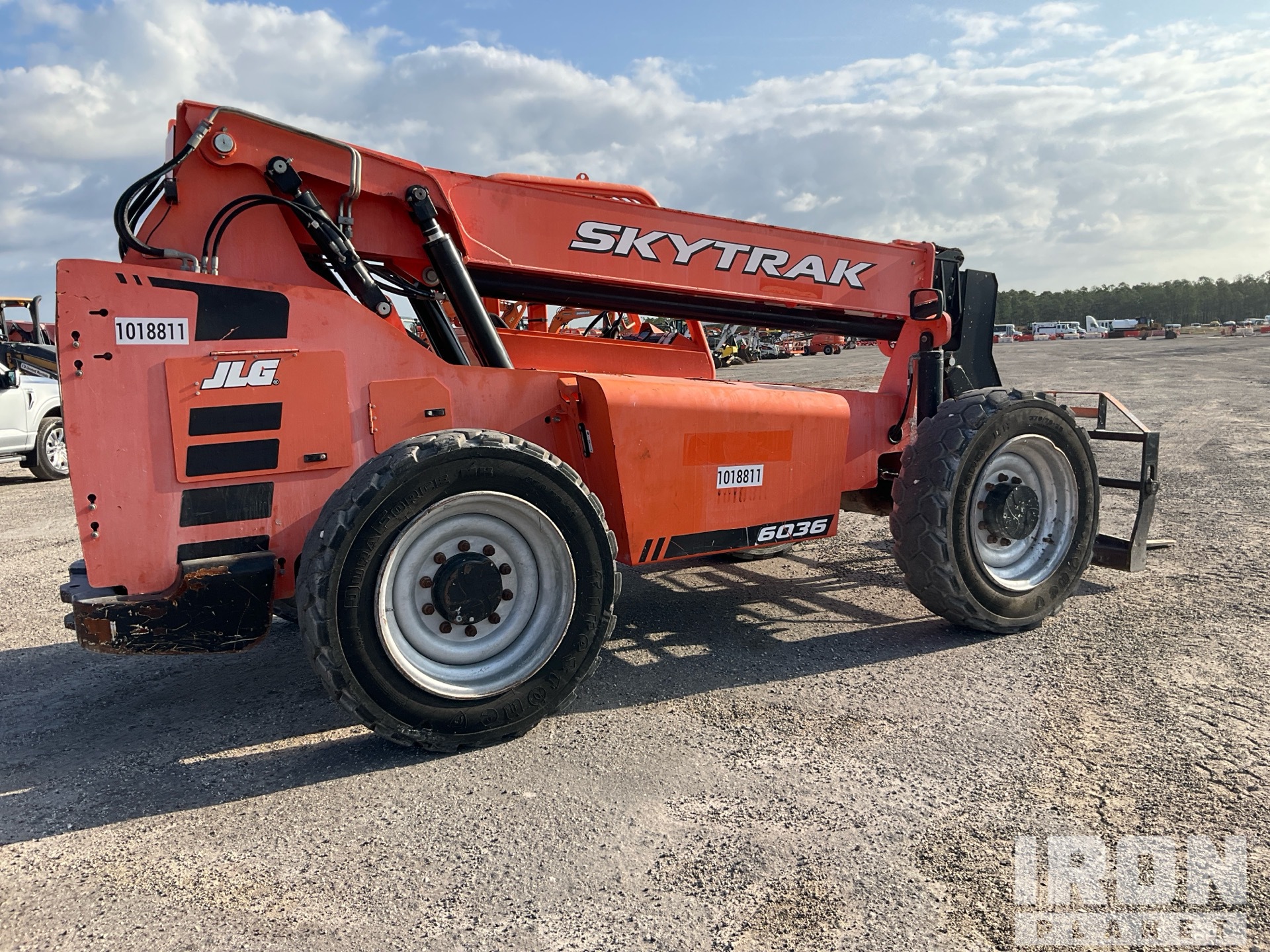 General Appearance with Bild, Ecke hinten rechts