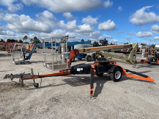 2016 JLG T-350 Towable Lift