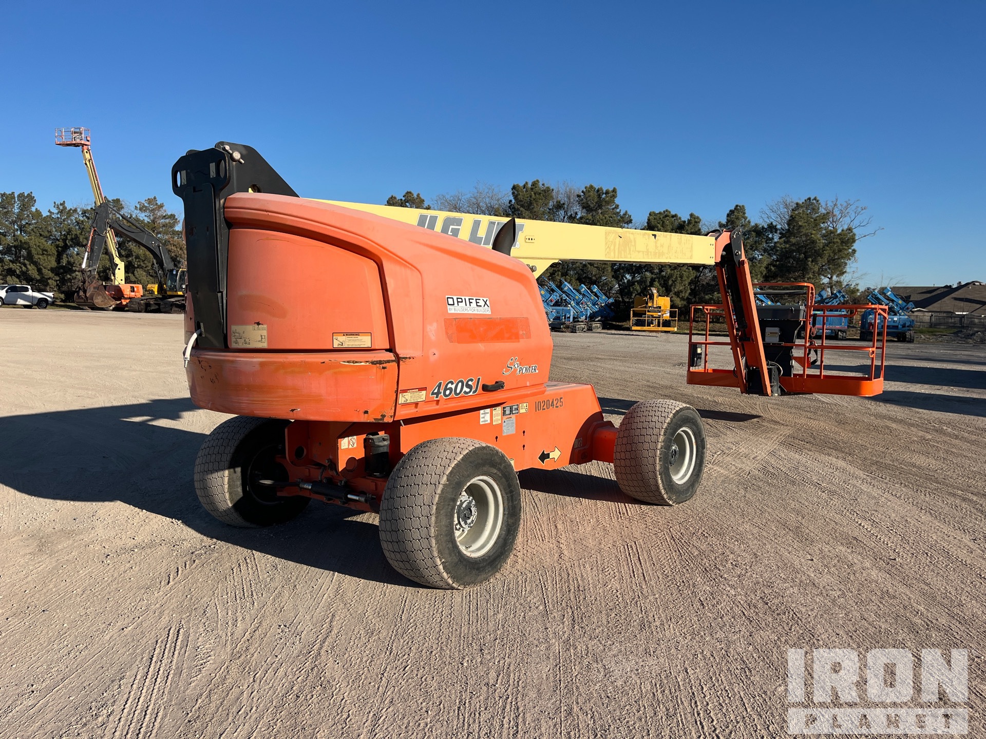 General Appearance with Foto, angolo anteriore sinistro