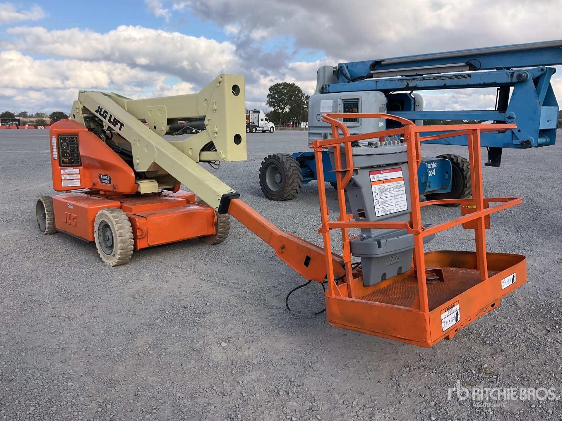 General Appearance with Imagen: esquina delantera derecha