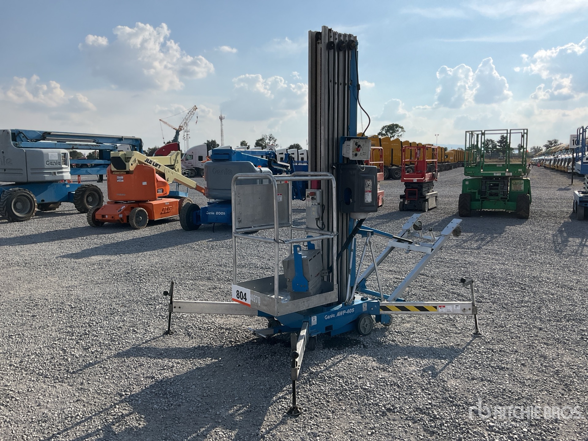 General Appearance with Featured Photo