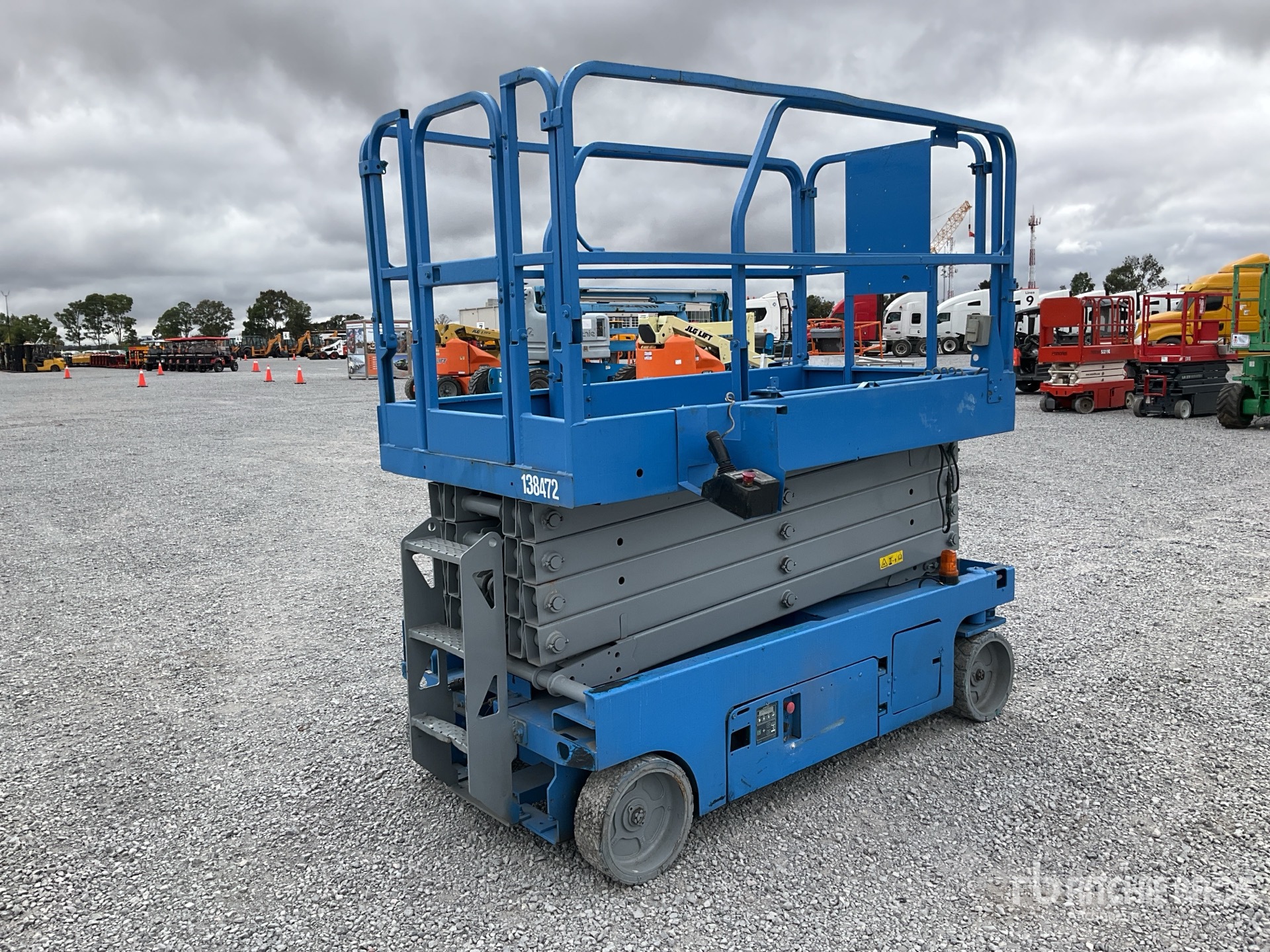 General Appearance with Picture, Right Rear Corner