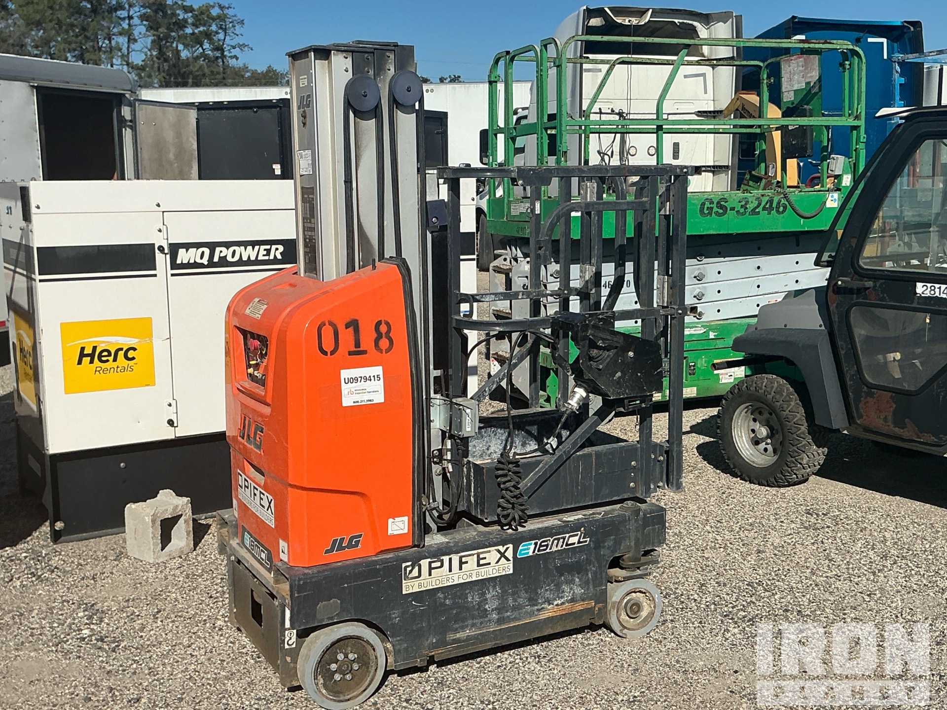 General Appearance with Picture, Right Rear Corner