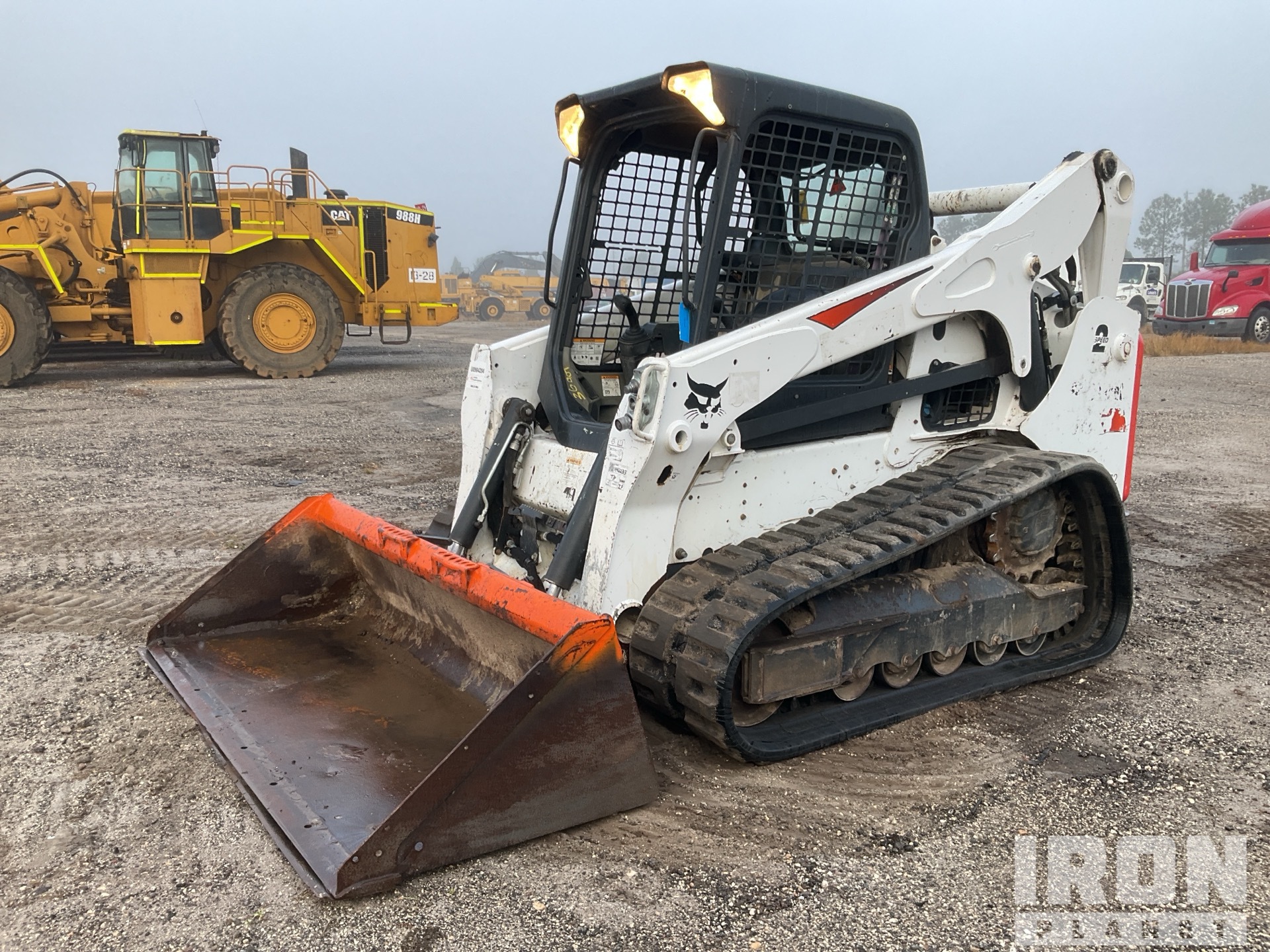 General Appearance with Bild, Ecke vorne links