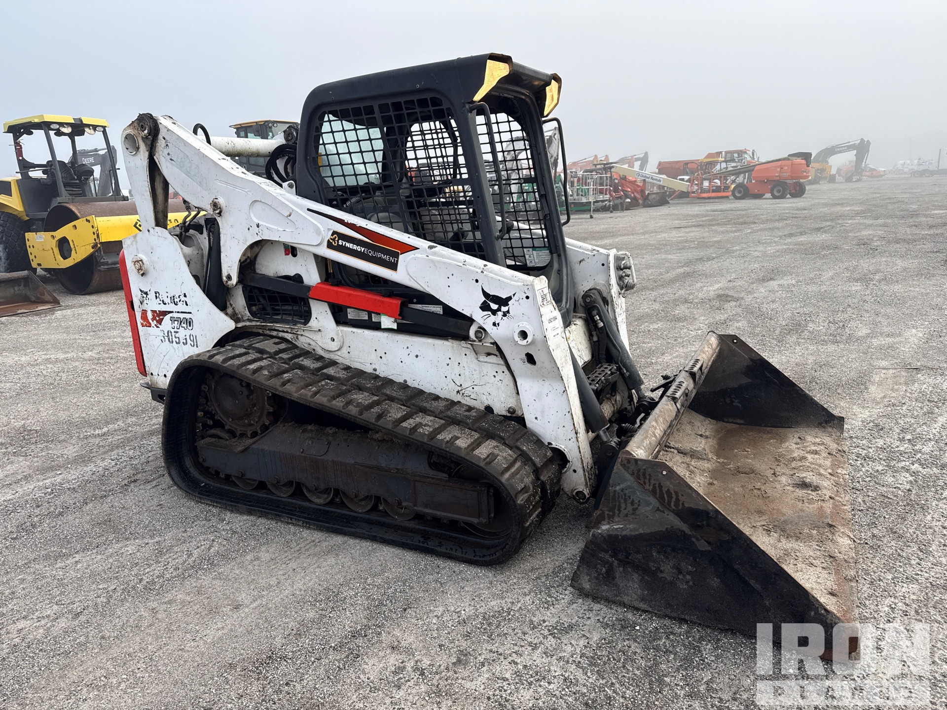 Aspect général with Image, coin avant droit