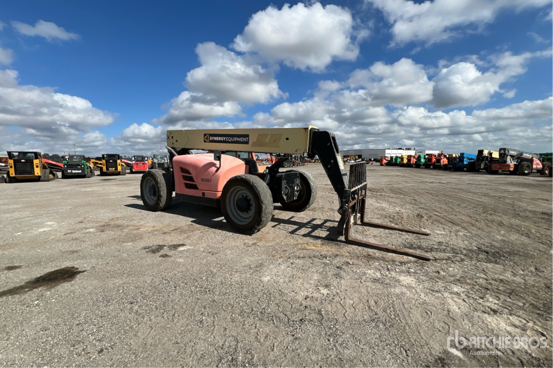 General Appearance with Imagen: esquina delantera derecha