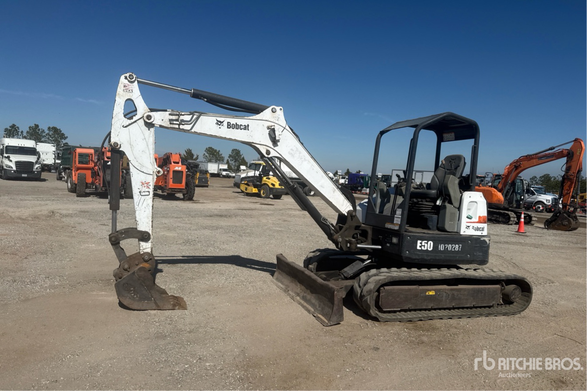 General Appearance with Picture, Left Front Corner