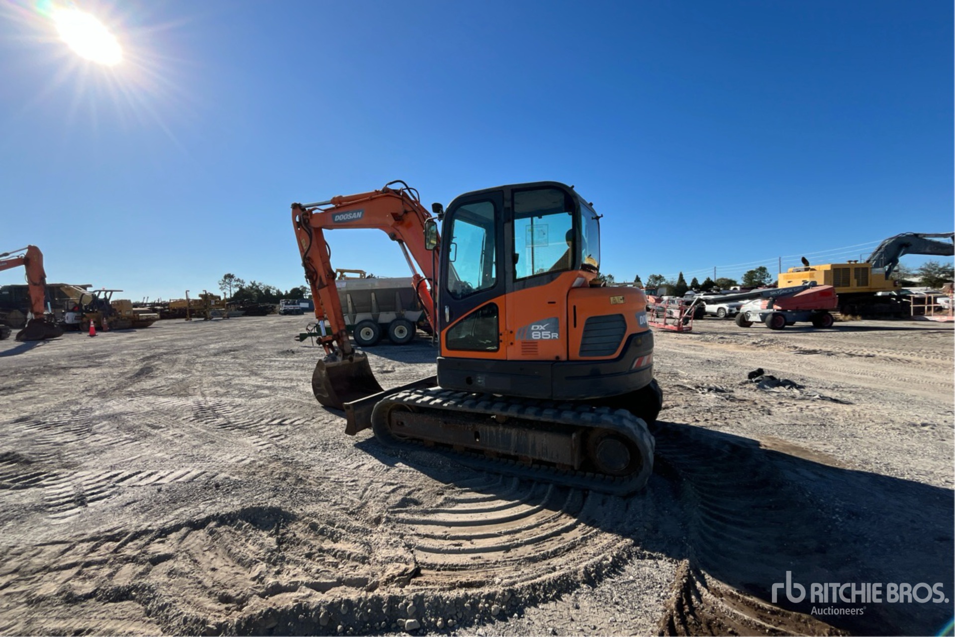Aspect général with Image, coin arrière gauche