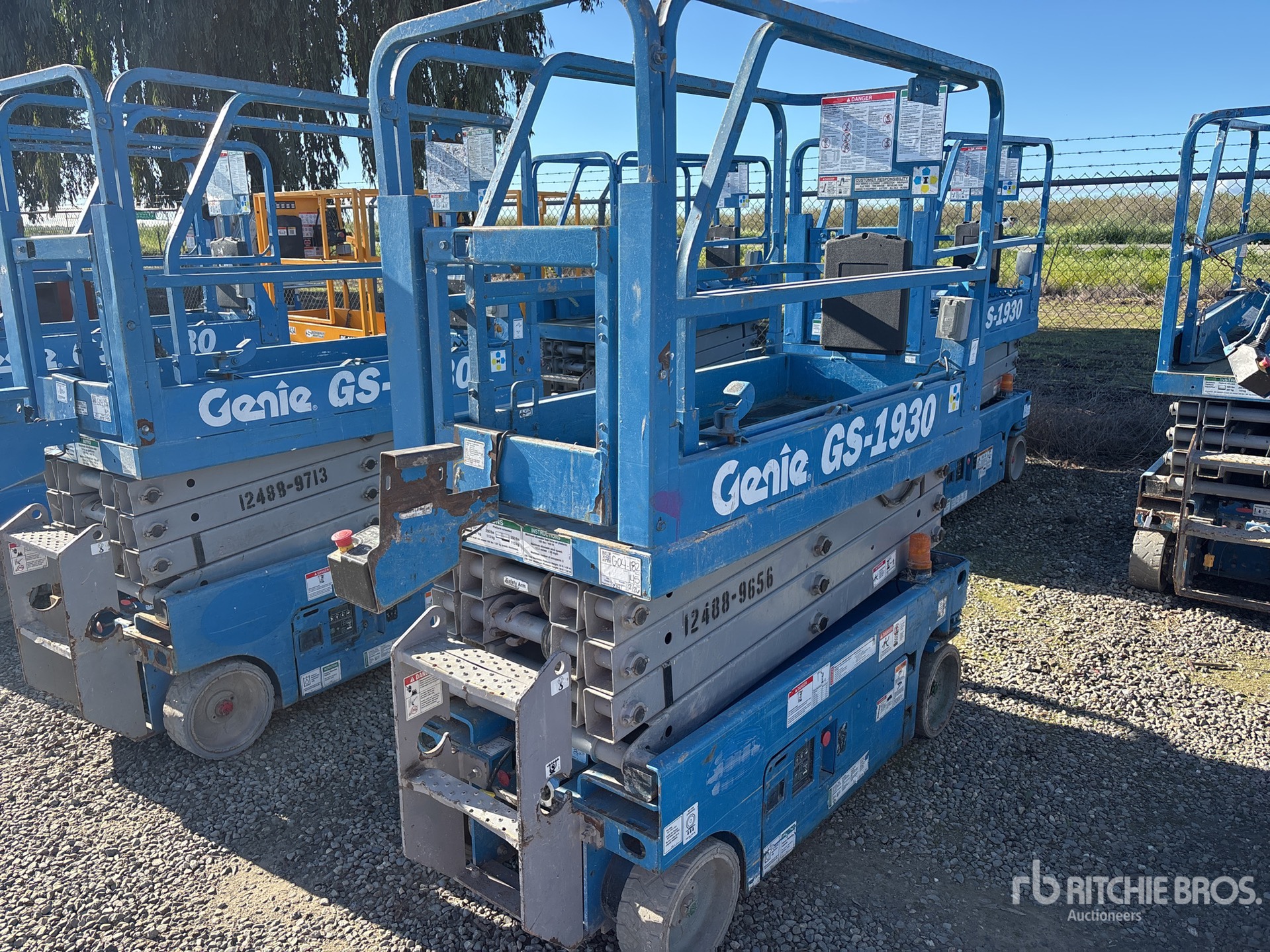 General Appearance with Image, coin avant gauche