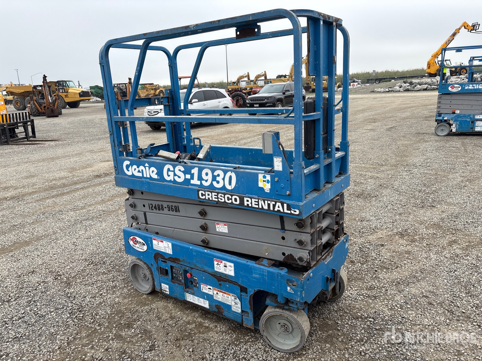 General Appearance with Picture, Right Front Corner