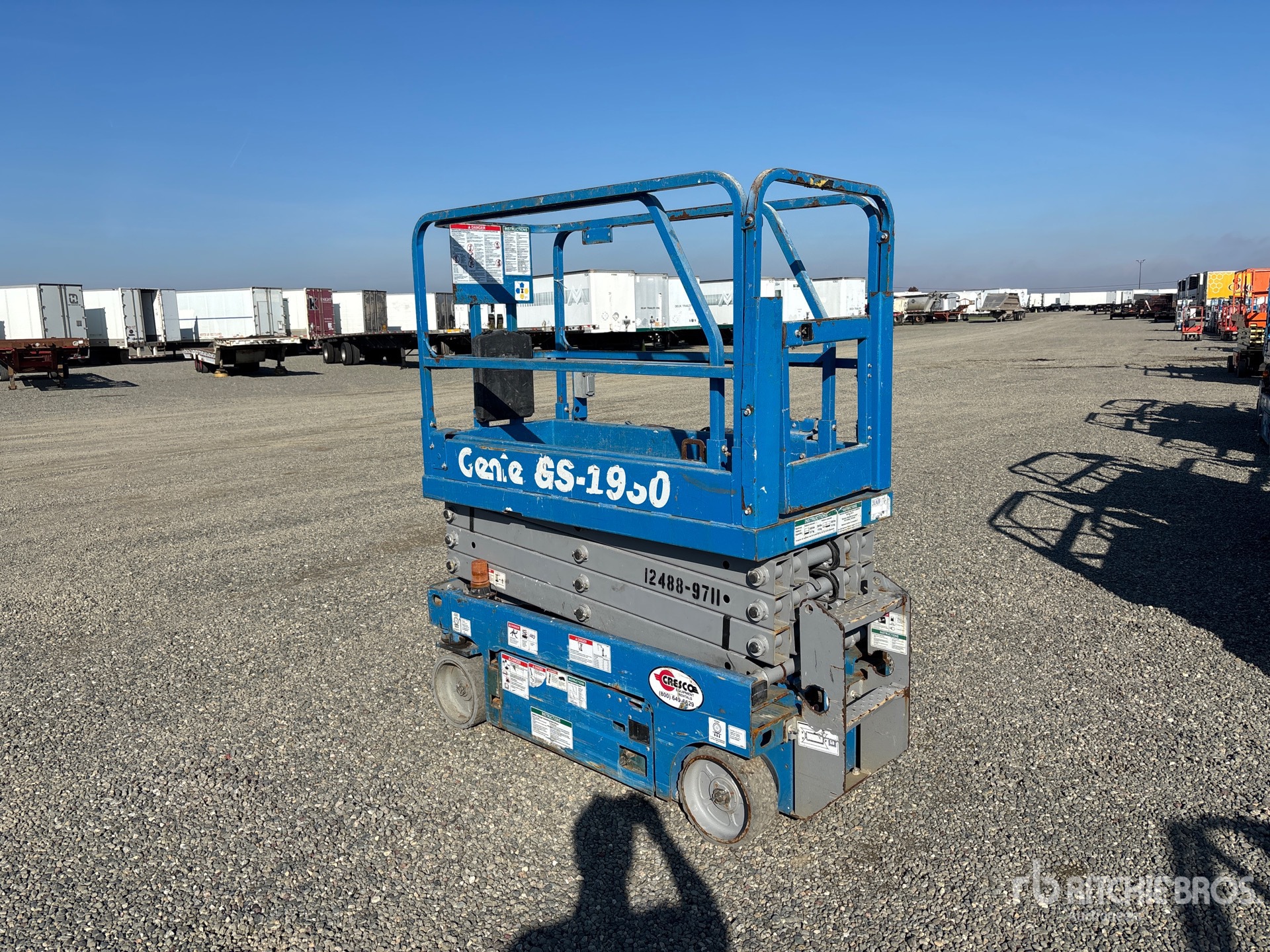 General Appearance with Picture, Left Rear Corner