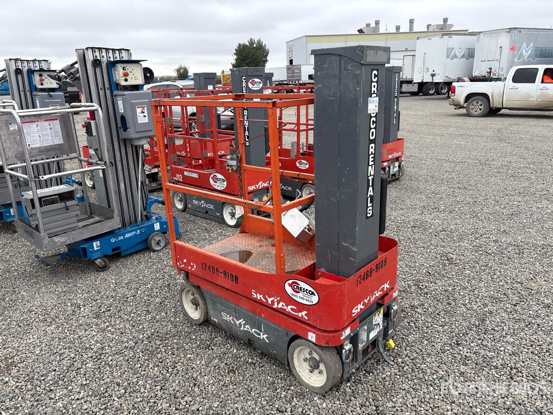 General Appearance with Picture, Left Rear Corner