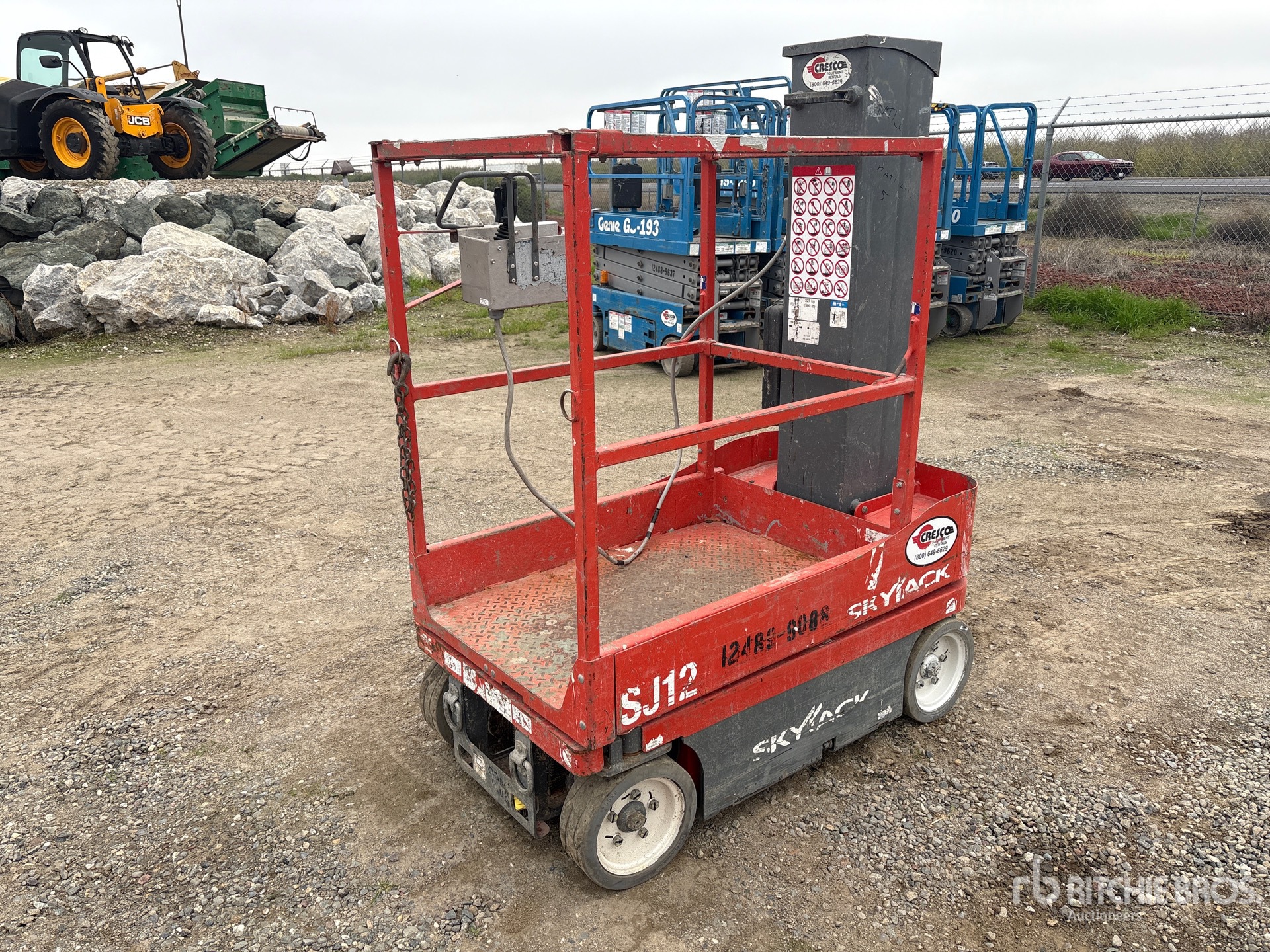 General Appearance with Picture, Left Front Corner