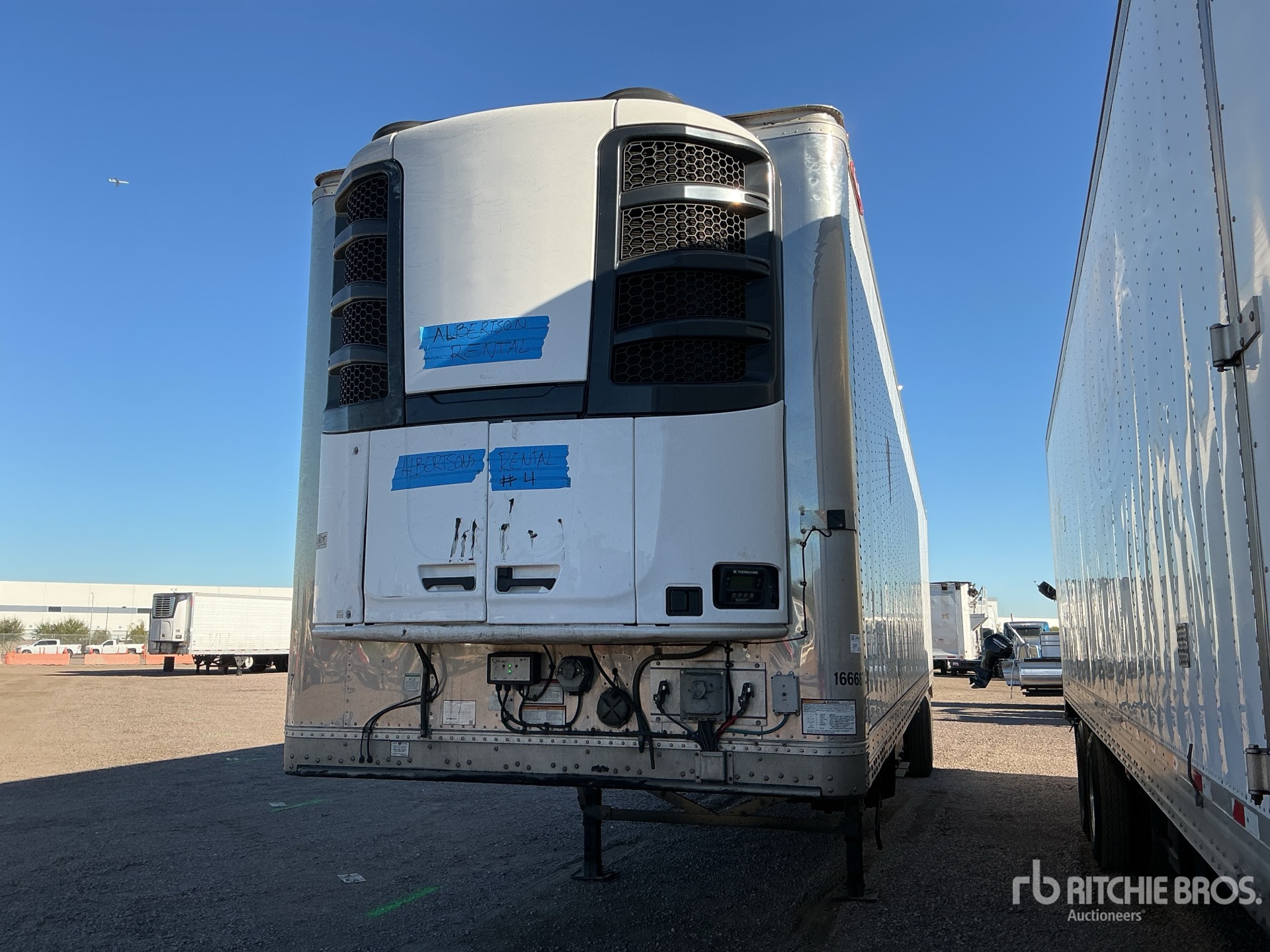 General Appearance with Bild, Ecke vorne links