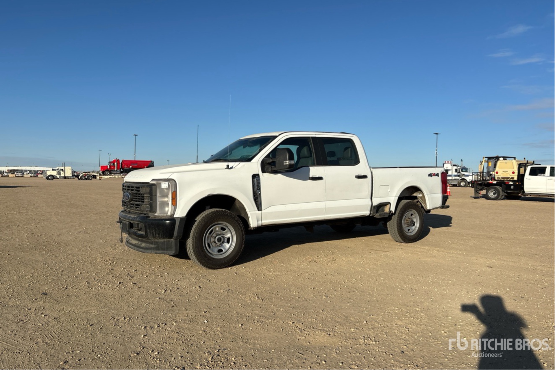 General Appearance with Picture, Left Front Corner