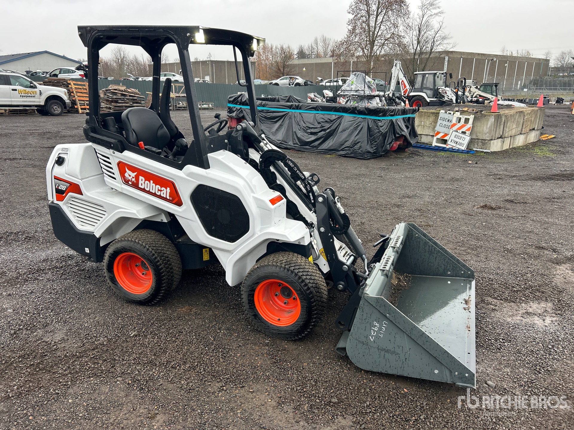 General Appearance with Picture, Right Front Corner