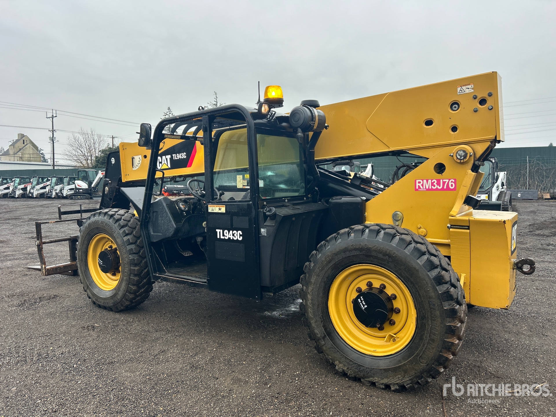 General Appearance with Bild, Ecke hinten links