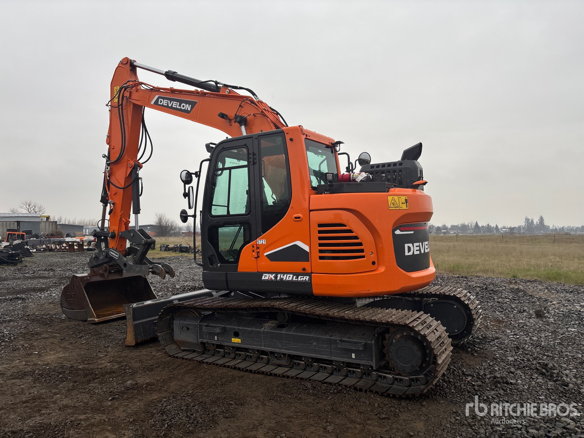 General Appearance with Picture, Left Rear Corner