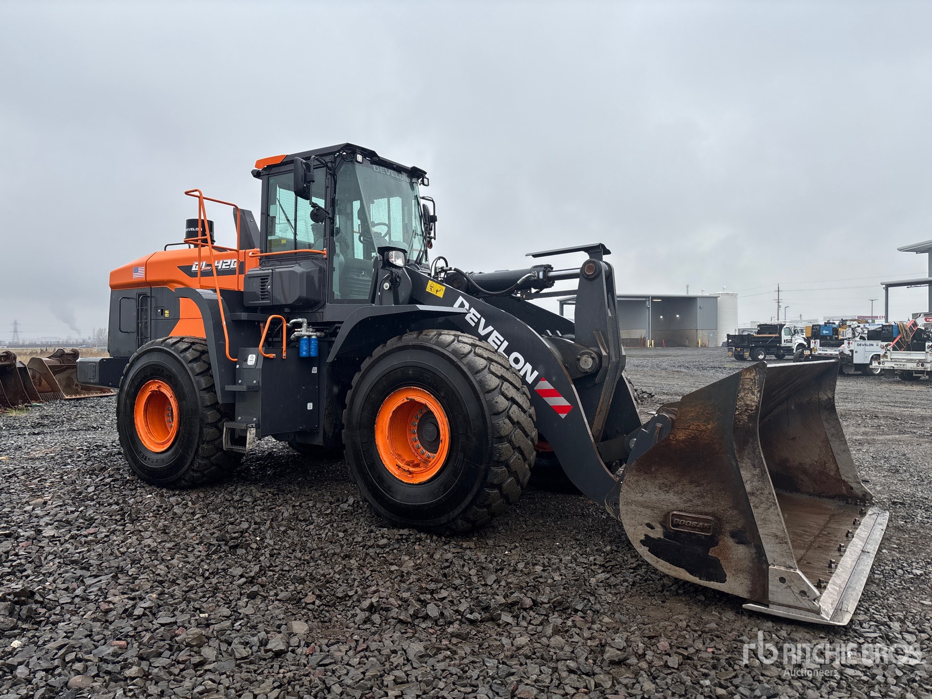 General Appearance with Imagen: esquina delantera derecha