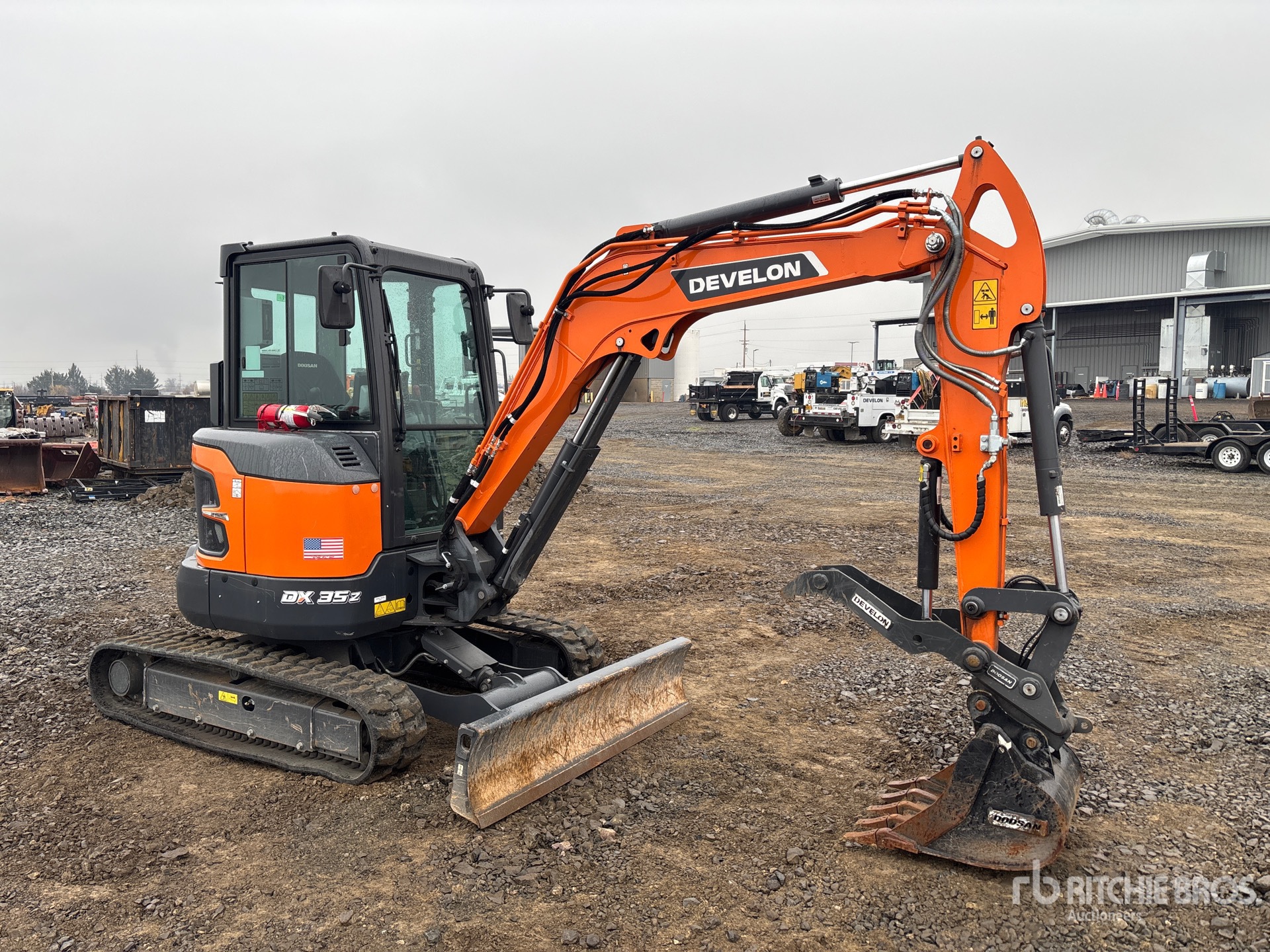 General Appearance with Picture, Right Front Corner