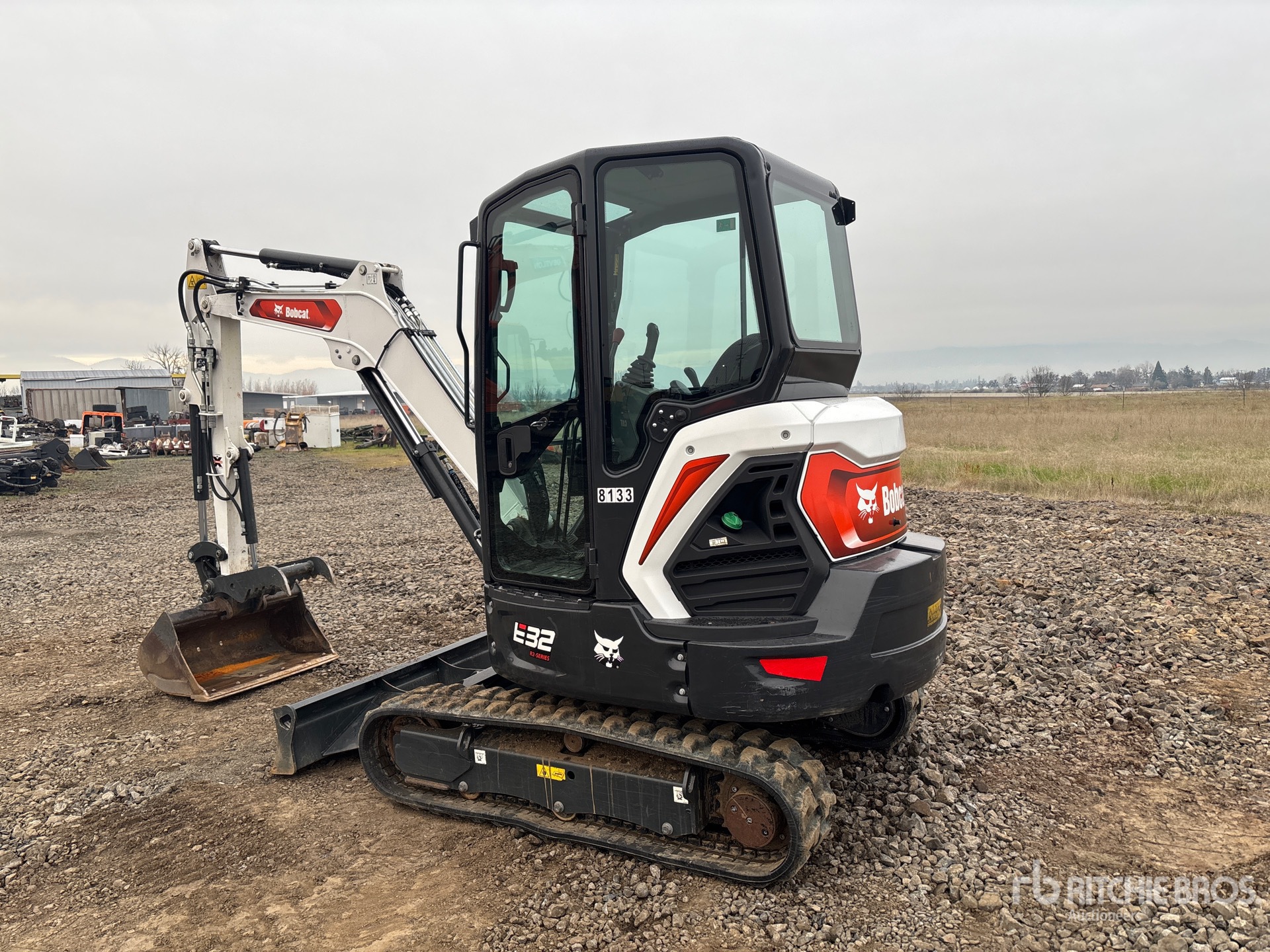 General Appearance with Picture, Left Rear Corner