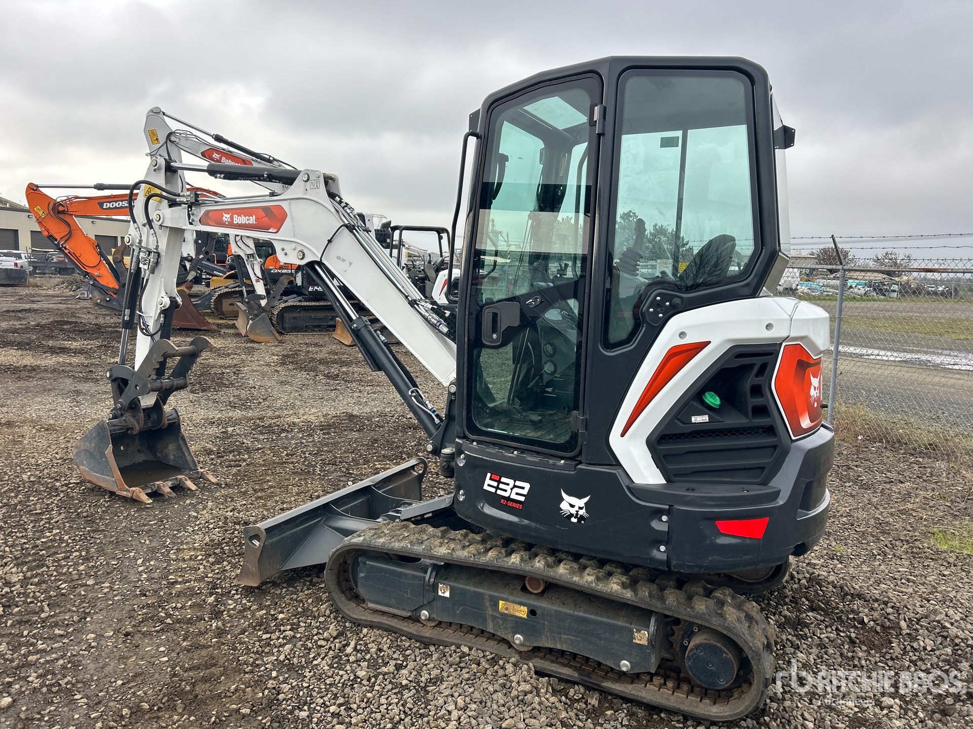 General Appearance with Picture, Left Rear Corner