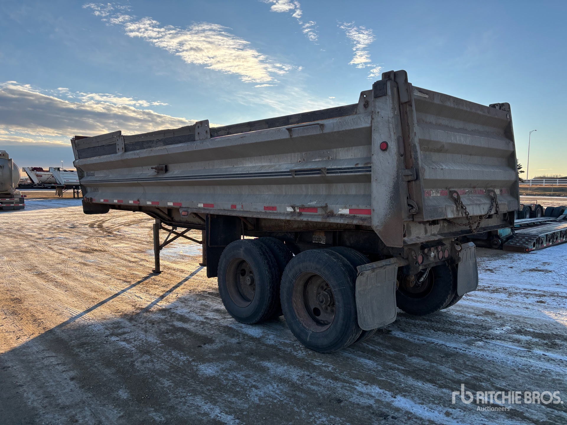 General Appearance with Imagen: esquina trasera izquierda