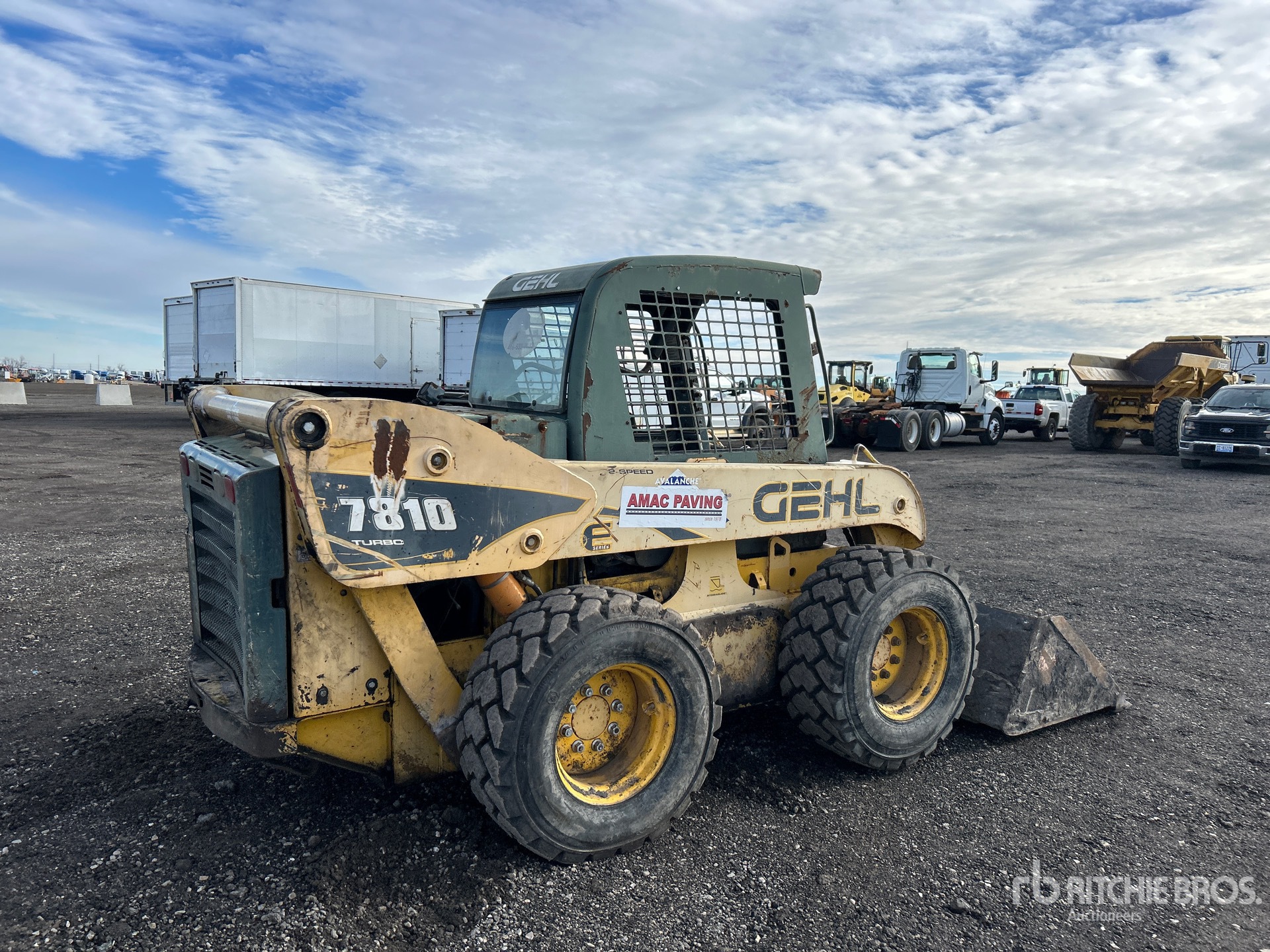 General Appearance with Imagen: esquina trasera derecha