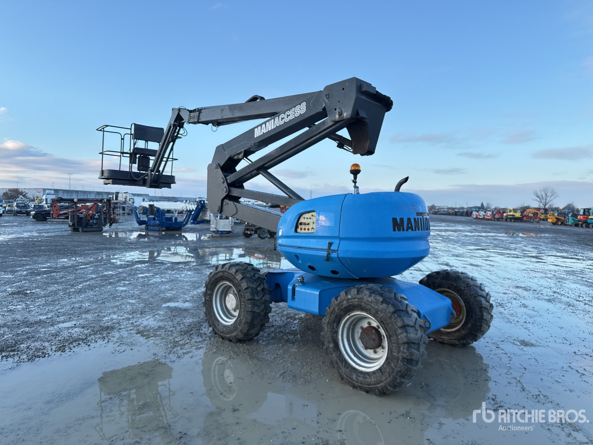 General Appearance with Picture, Left Rear Corner