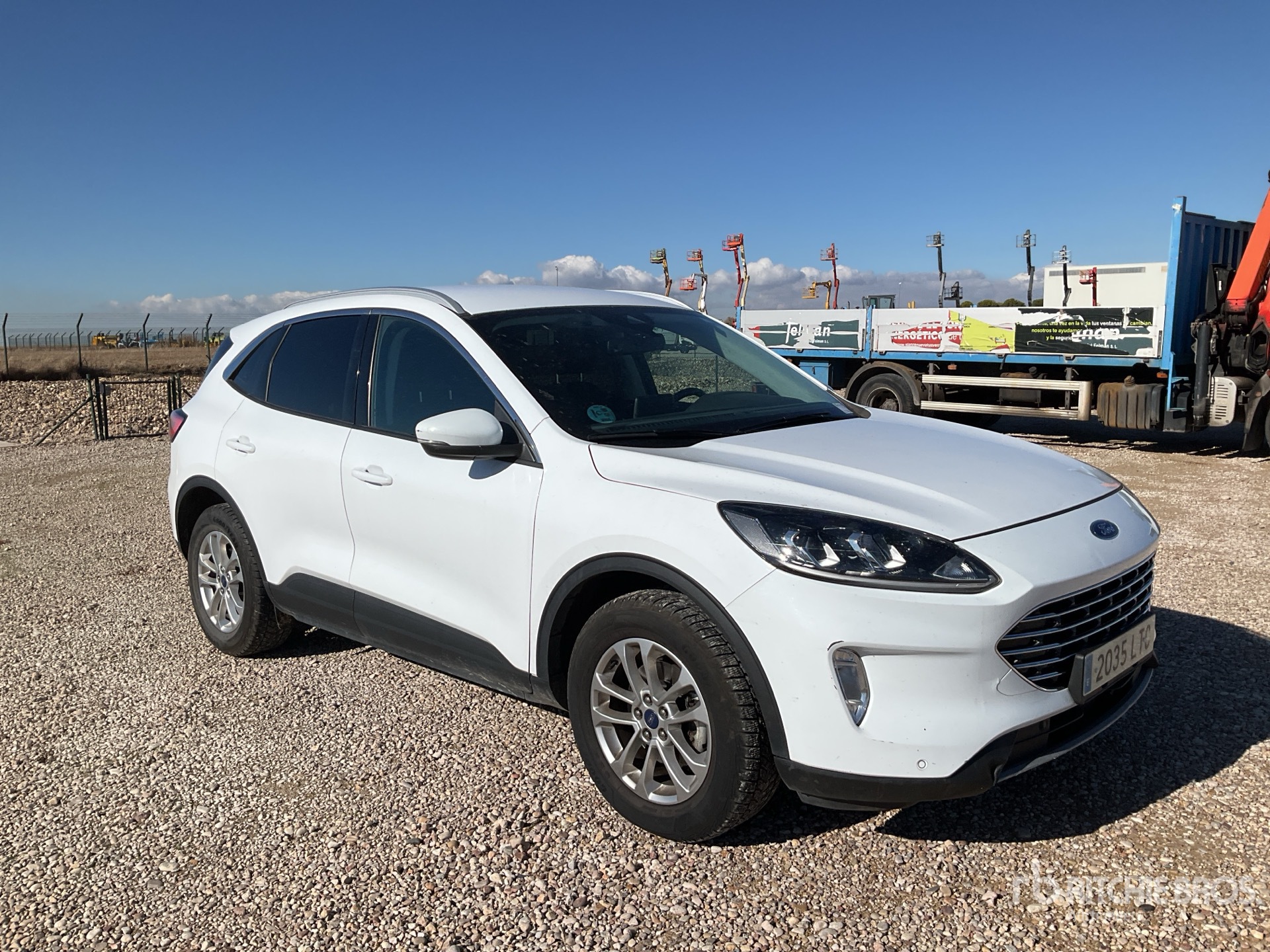 Aspect général with Image, coin avant droit