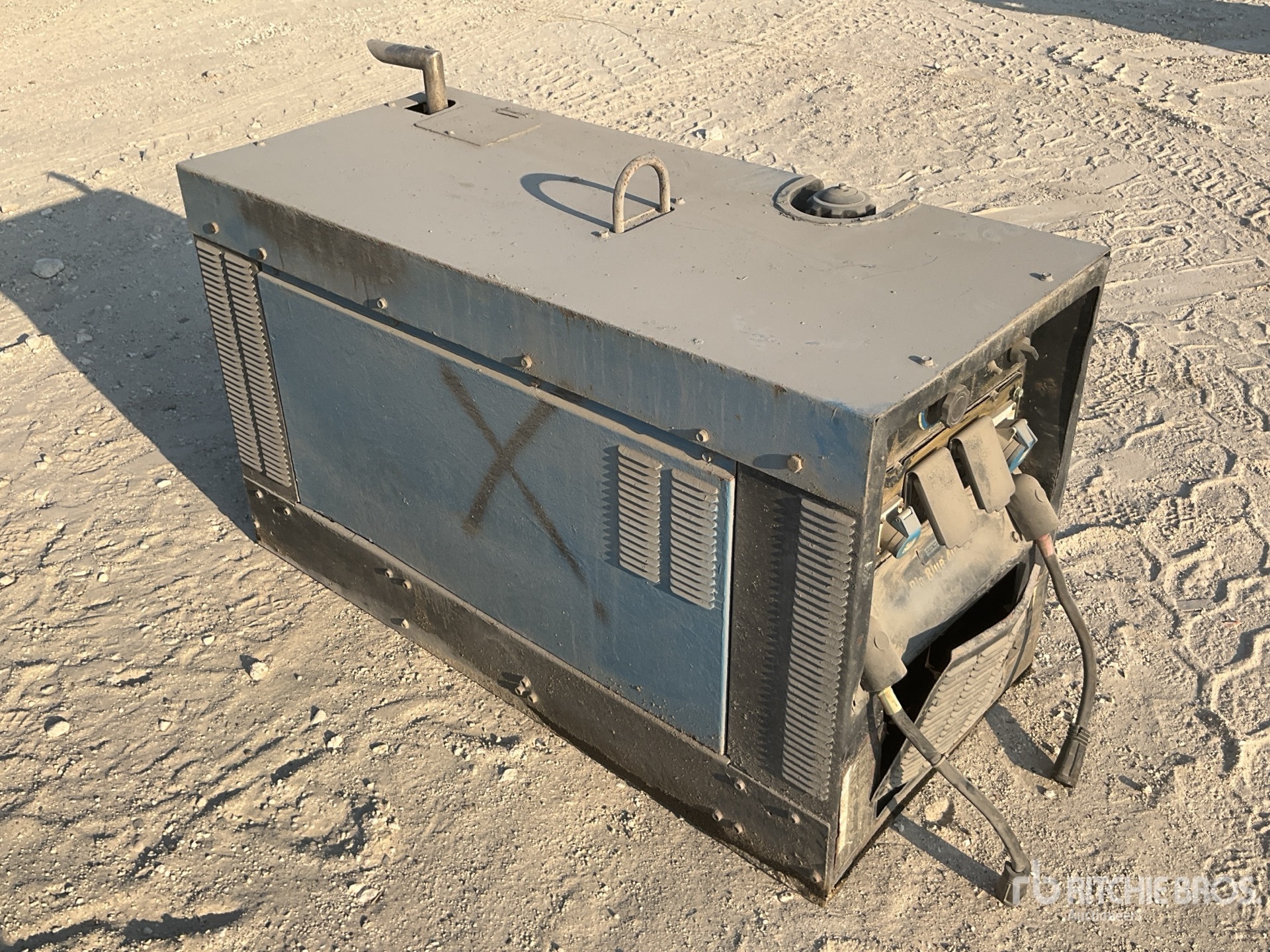 Aspect général with Image, coin avant droit