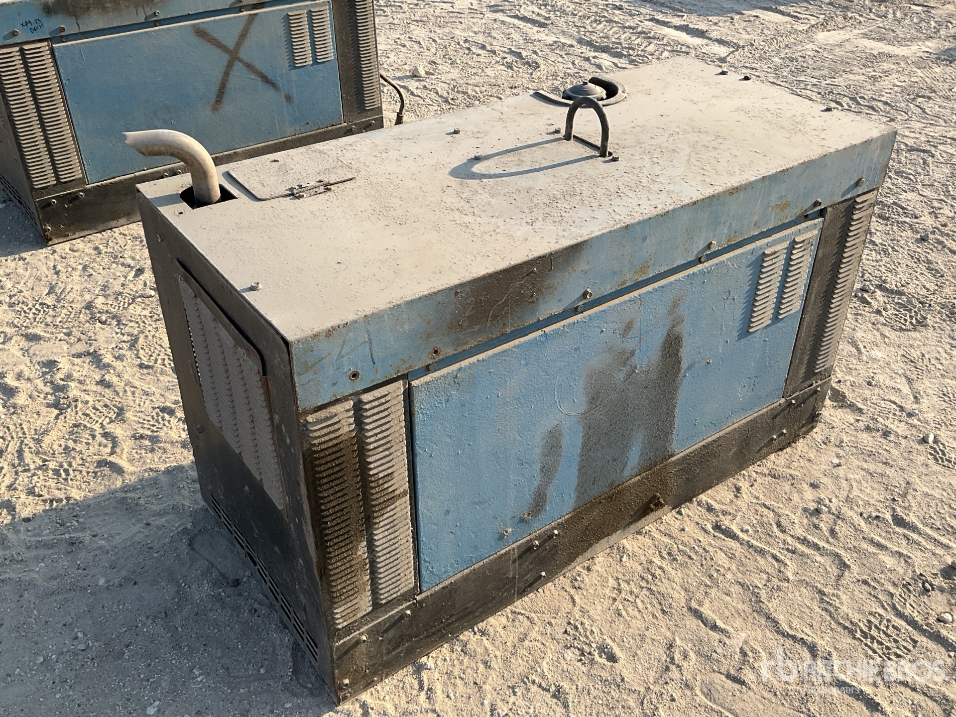 Aspect général with Image, coin arrière droit