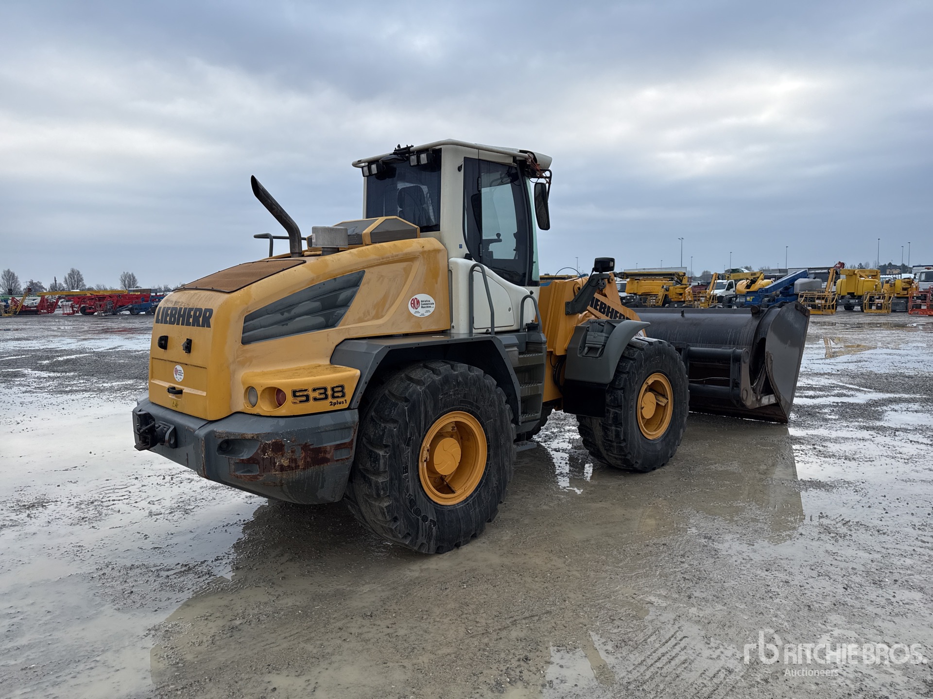 Aspect général with Image, coin arrière droit