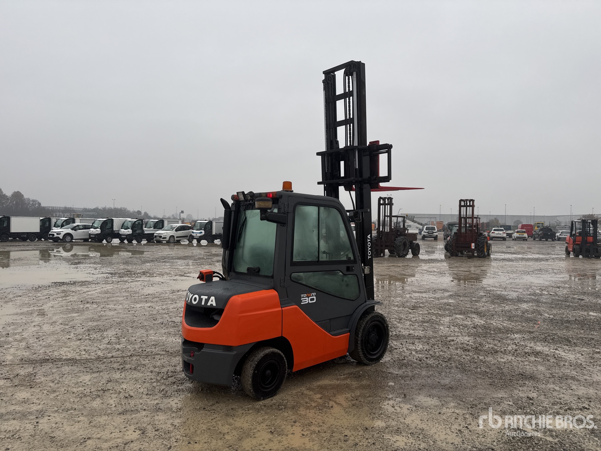 General Appearance with Picture, Right Rear Corner