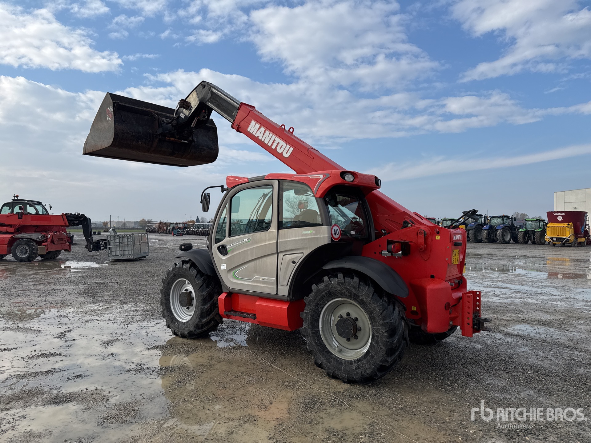 General Appearance with Picture, Left Rear Corner