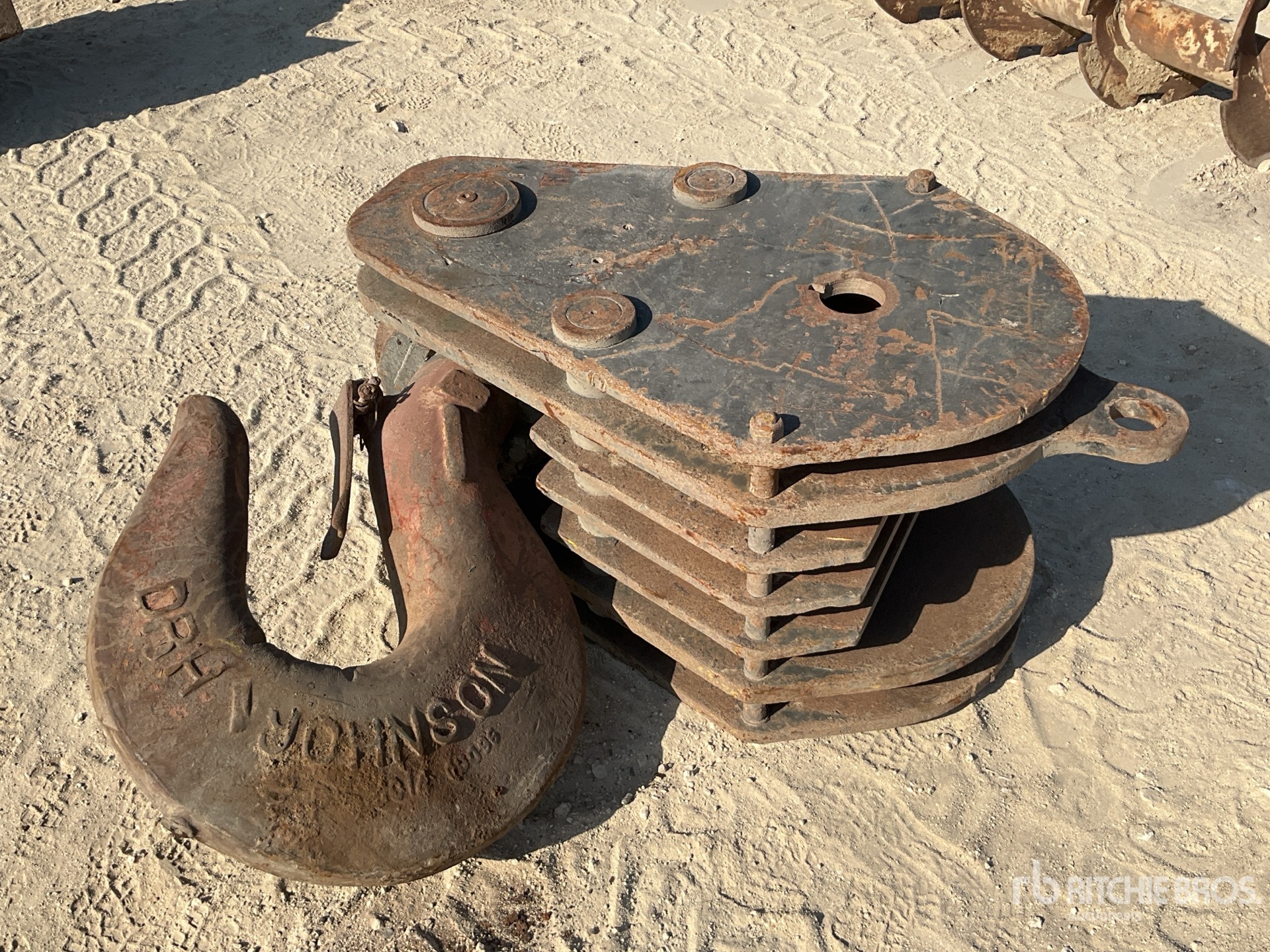 General Appearance with Bild, Ecke vorne links