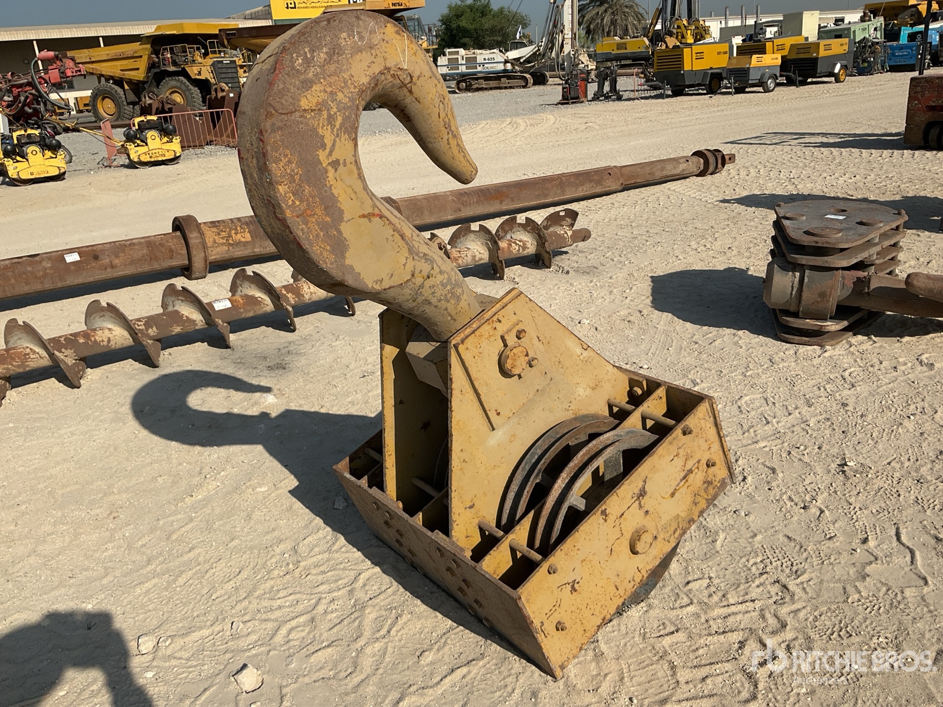 General Appearance with Bild, Ecke hinten rechts