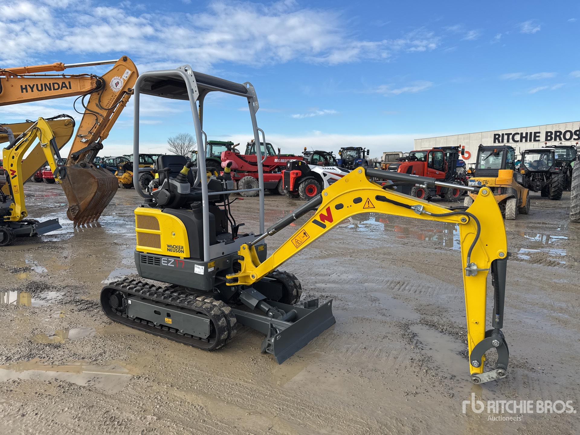 General Appearance with Picture, Right Front Corner