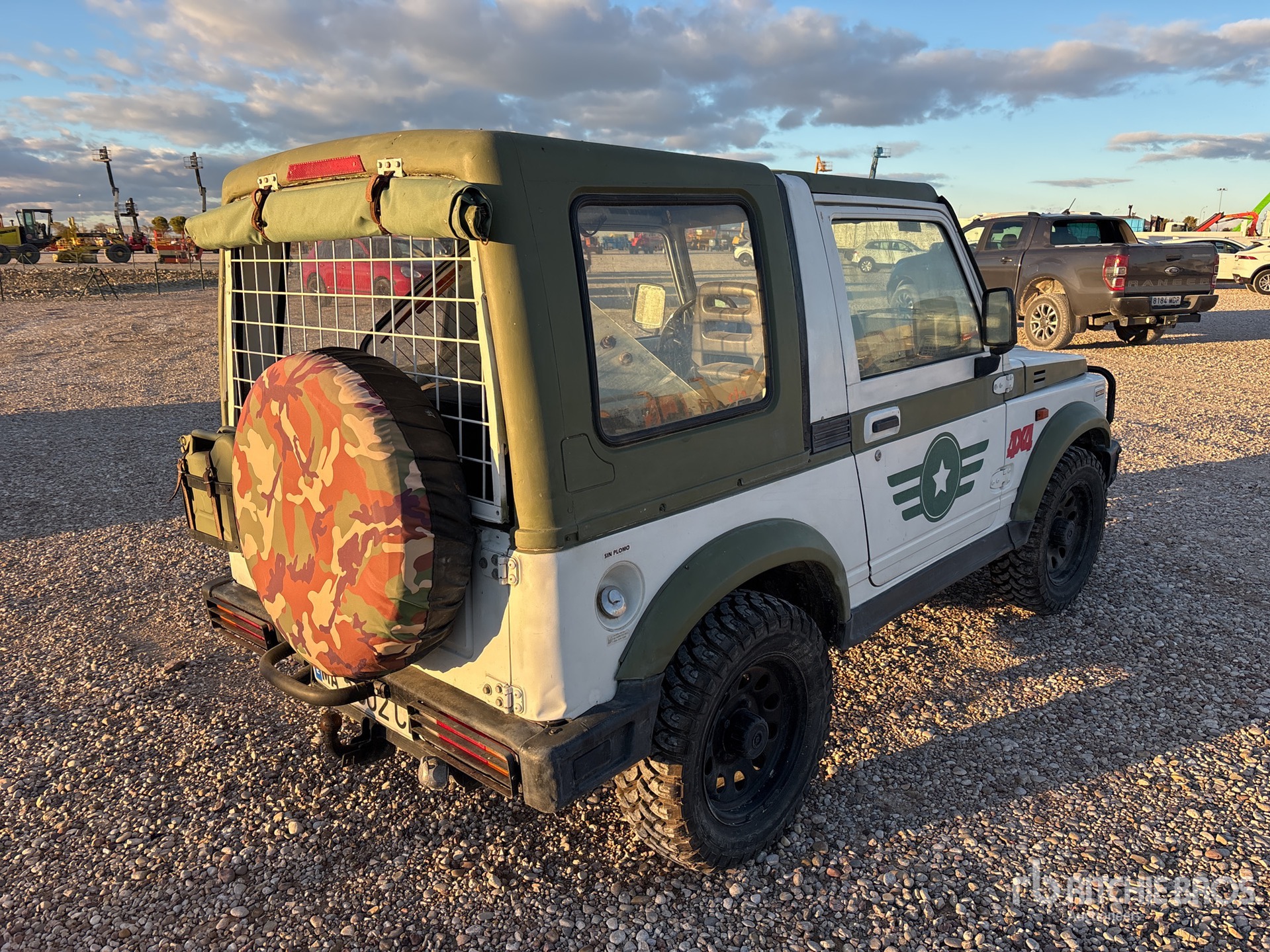 General Appearance with Picture, Right Rear Corner