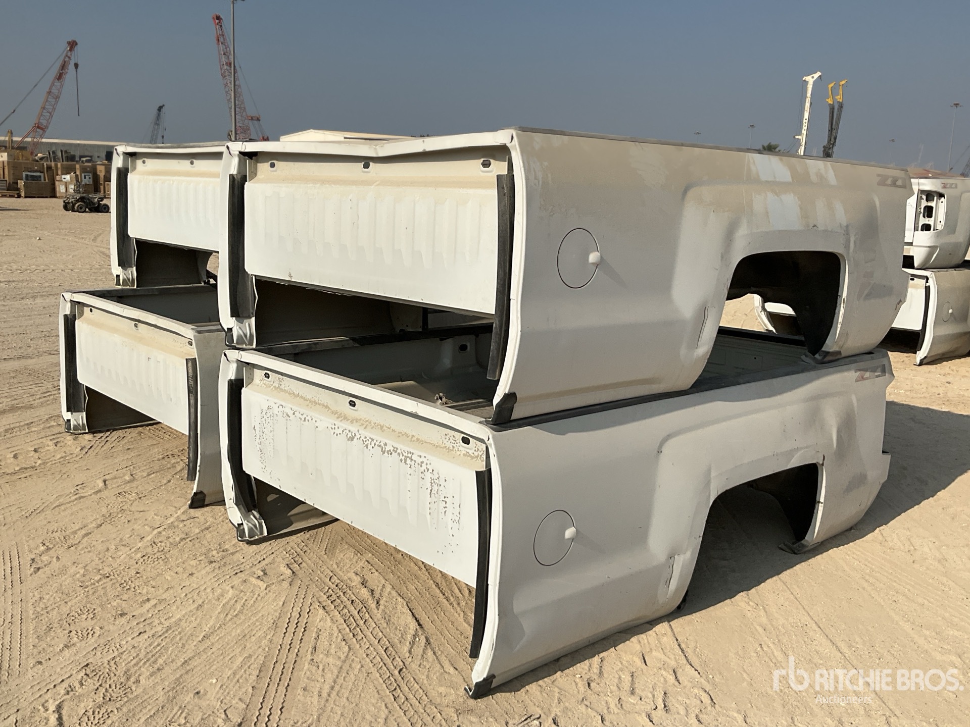 General Appearance with Imagen: esquina trasera derecha