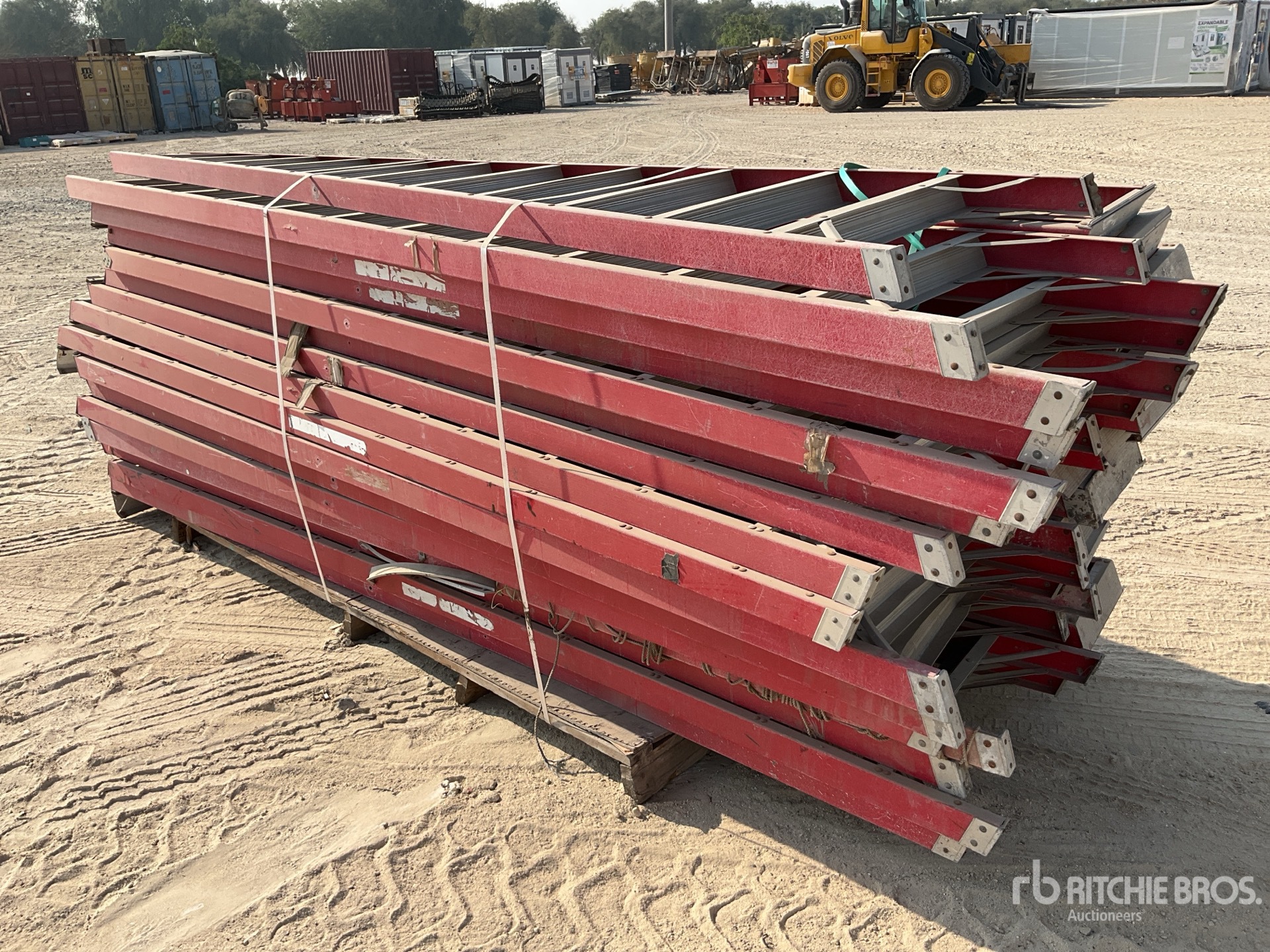 Aspect général with Image, coin arrière gauche