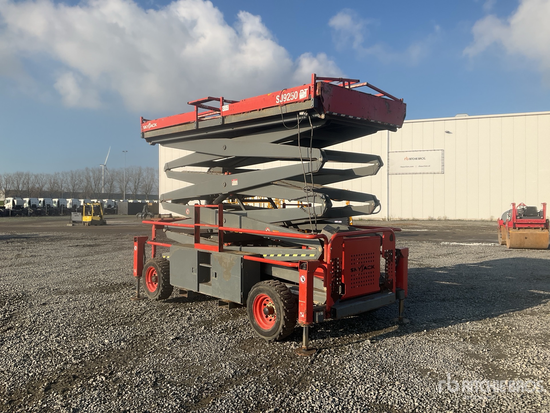 General Appearance with Imagen: esquina delantera derecha