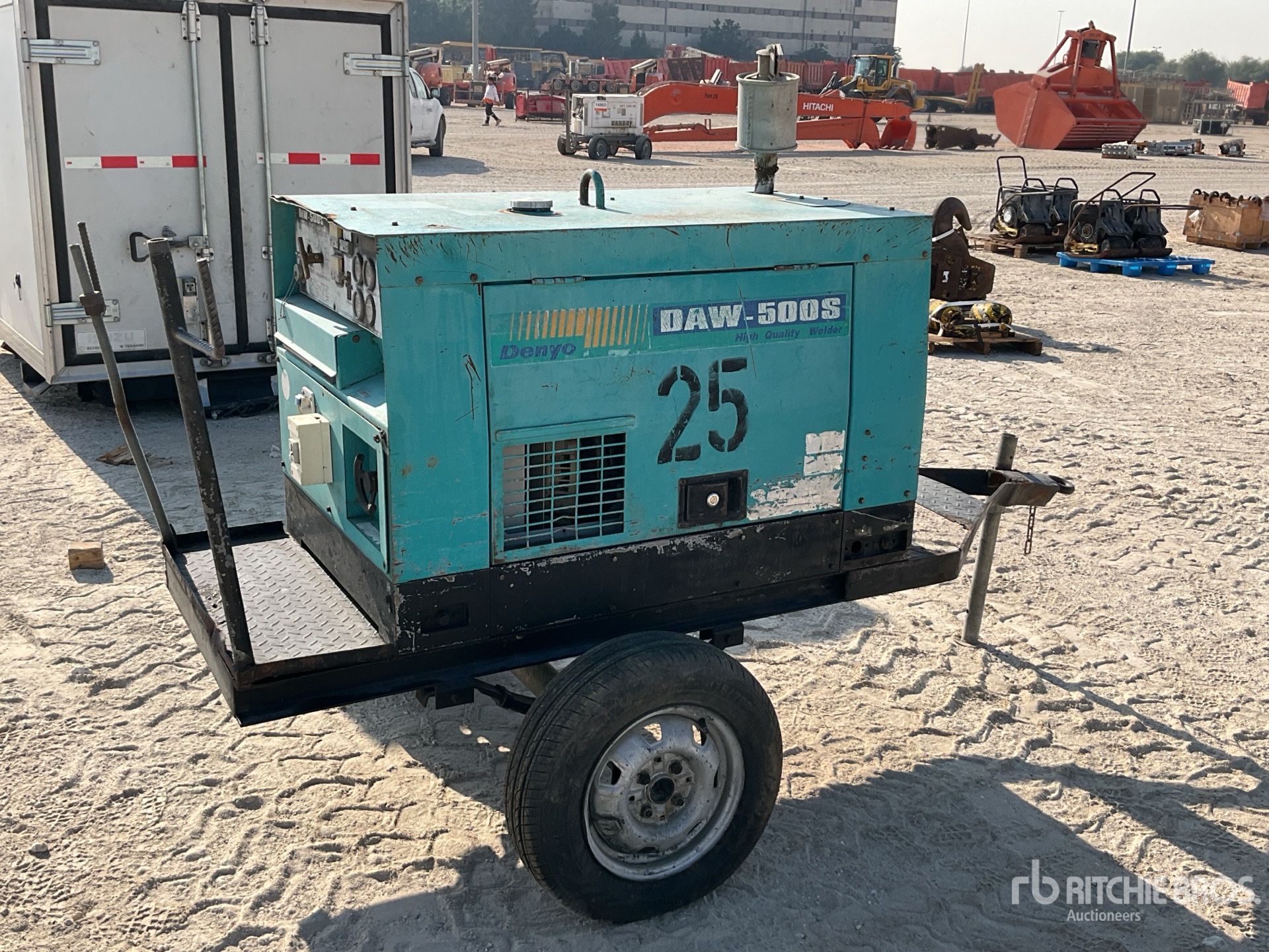 Aspect général with Image, coin arrière droit