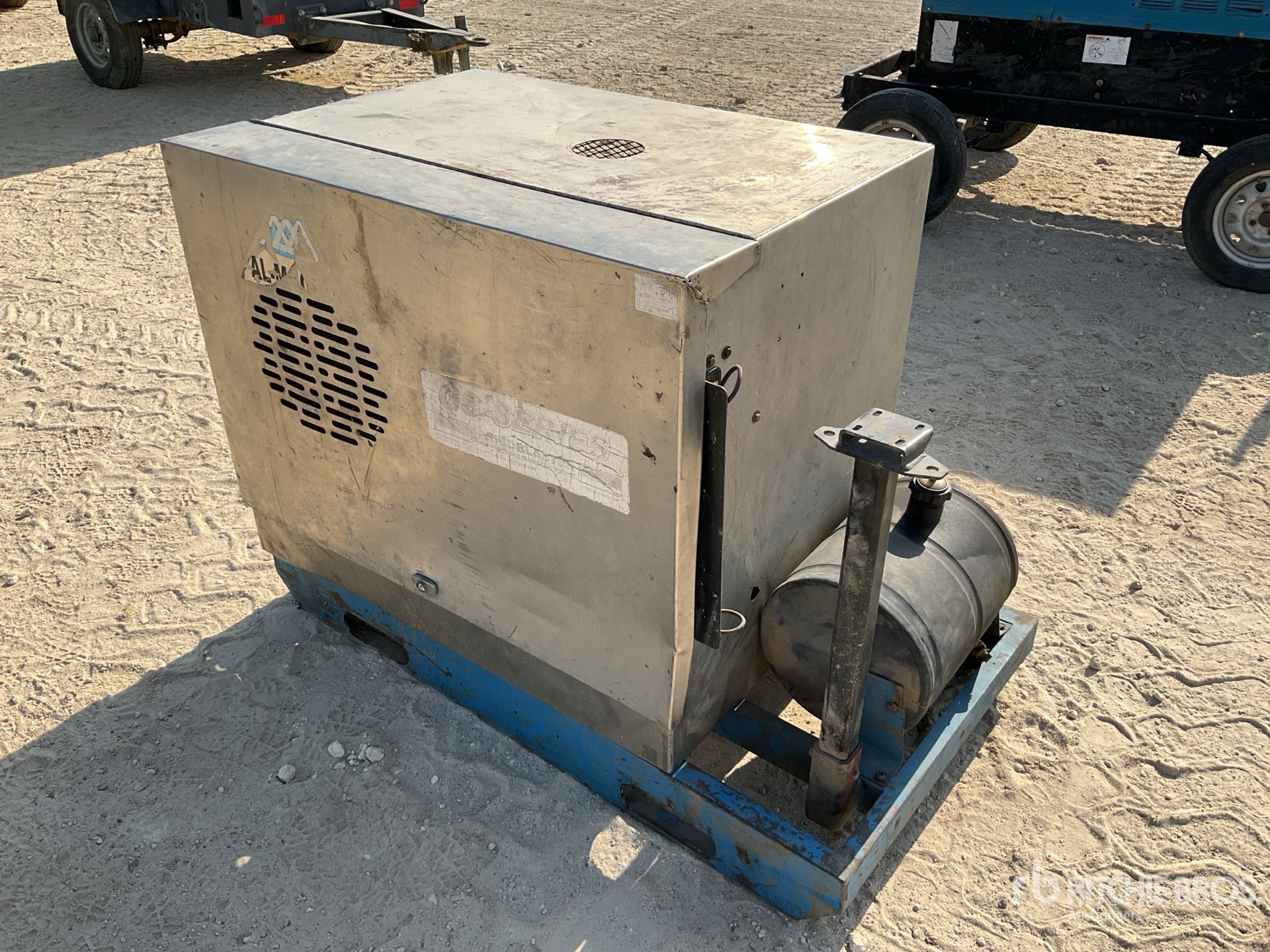 General Appearance with Imagen: esquina trasera izquierda