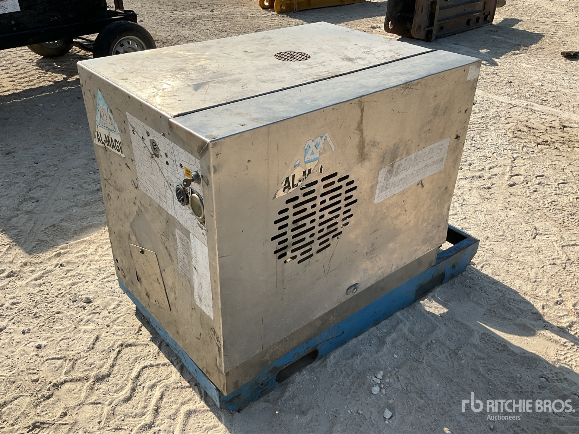 General Appearance with Imagen: esquina delantera izquierda