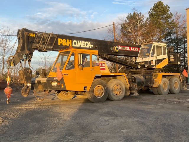 P & H Omega T-500 50 ton 8x4 Hydraulic Truck Crane P & H Omega T-500 50 ton 8x4 Hydraulic Truck Crane